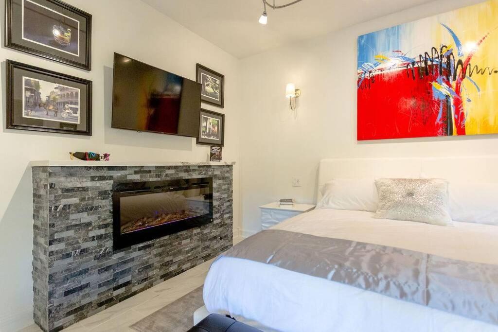 Private Luxury Suite With Hot Tub Downtown Eureka Springs Exterior foto